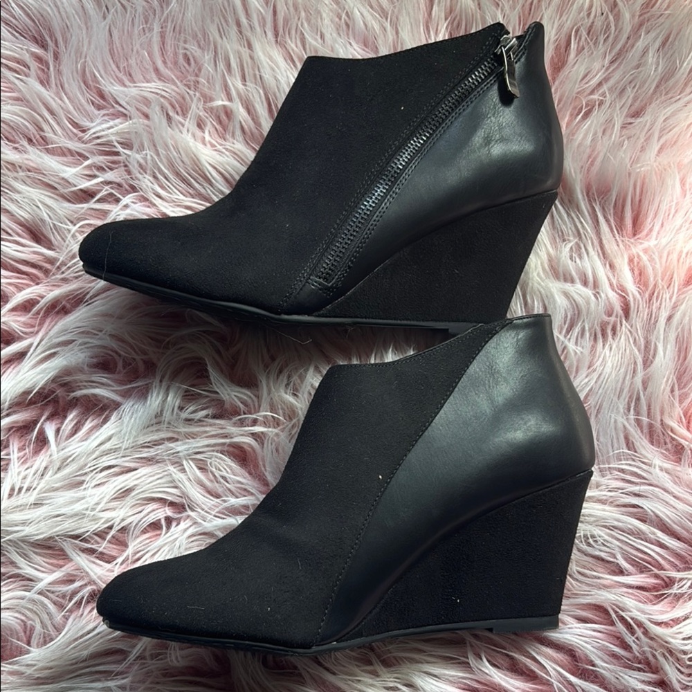 CL by Laundry Black Wedge Ankle Booties